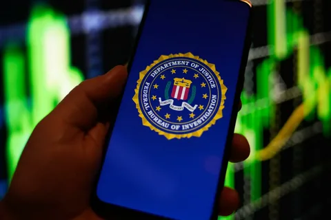 fbi warns iphone android users